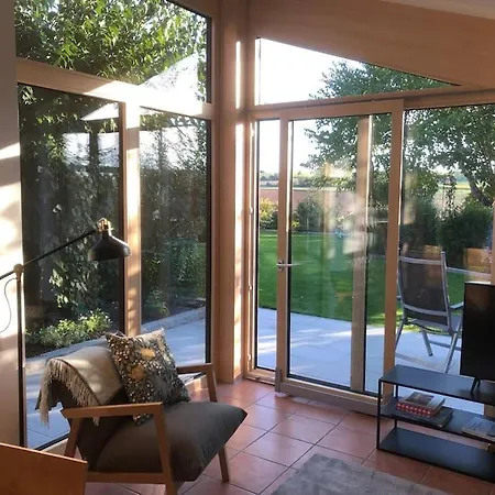 アパート Naturnahe Ferienwohnung Bei Regensburg