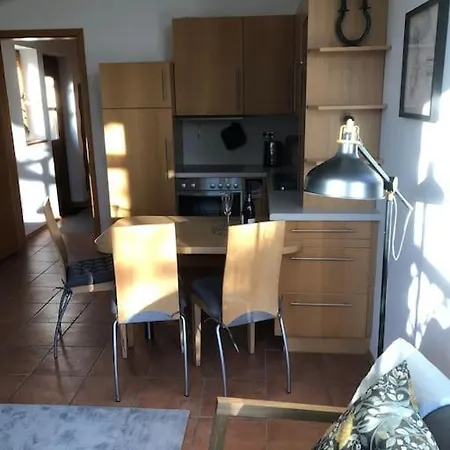 アパート Naturnahe Ferienwohnung Bei Regensburg *
