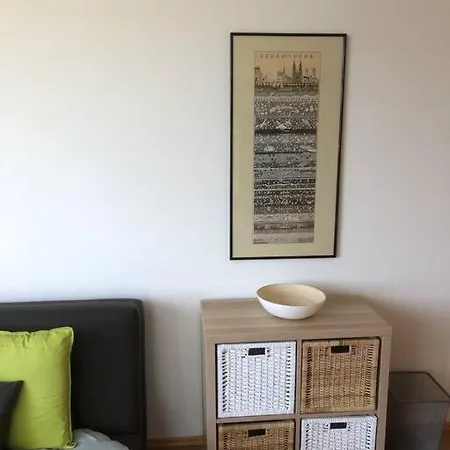 Naturnahe Ferienwohnung Bei Regensburg *