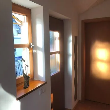 Naturnahe Ferienwohnung Bei Regensburg アパート